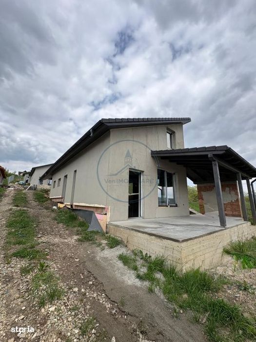 ** Oportunitate Premium – Case Moderne de Vanzare in Unirea, Bistrit