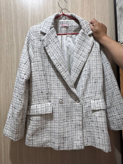 Женский.    пиджак