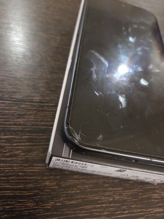 Google Pixel 9a 256gb (гаранция; 99% капацитет)