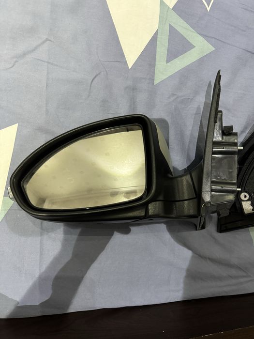 Chevrolet Cruze Зеркало бокавой левый правый 2009