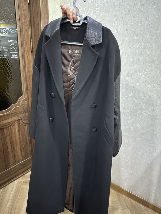 Palto yengi kiyilmagan razmer 42