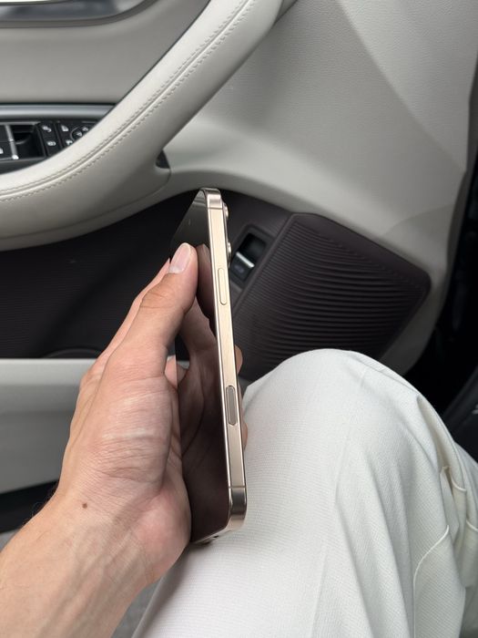 iPhone 16 Pro Max 256gb Desert Titanium