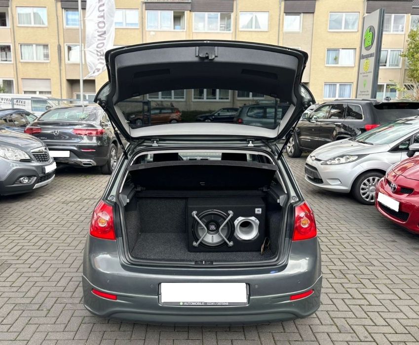 Продавам Голф 5 2.0tdi 140кс на ЧАСТИ, както и ВСЯКАКВИ други голф 5ци