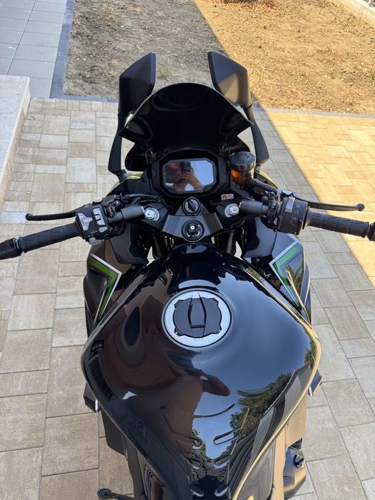Kawasaki 1000sx 2023, 10.750 km super pret cadou standere fata/spate