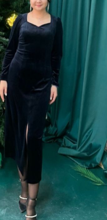 Срочно продается платье, стильные и качественные