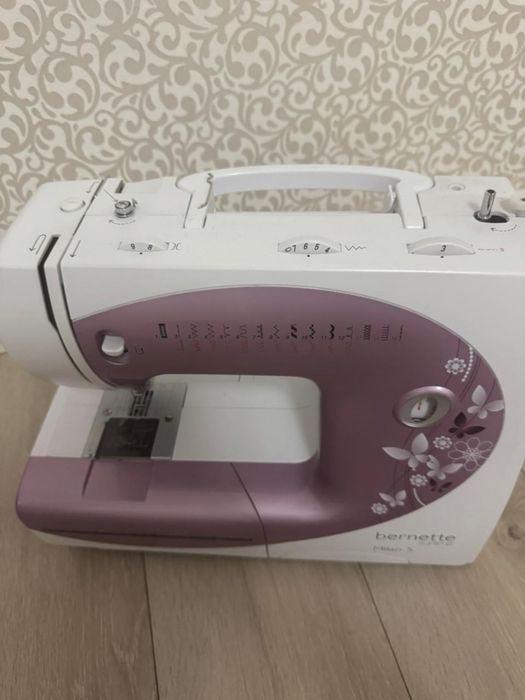 Швейная машина продается