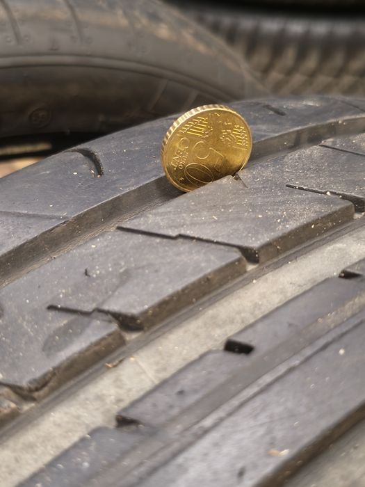 Гуми 2бр Fulda 245/40/18 DOT 24 + 2бр  DUNLOP 275/35/18 DOT 24