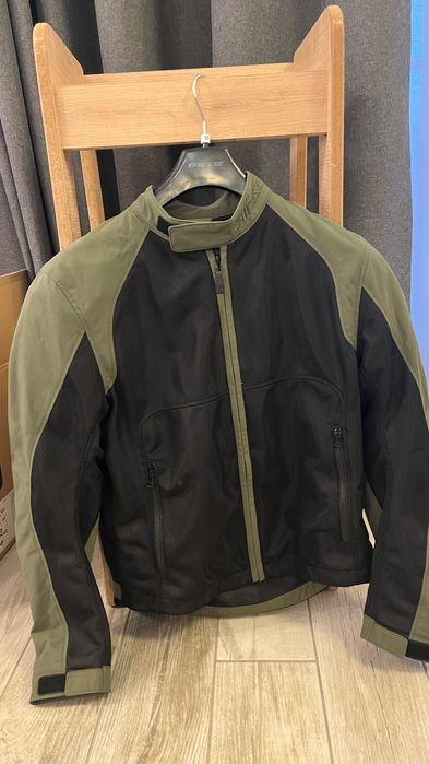 Яке Dainese air frame