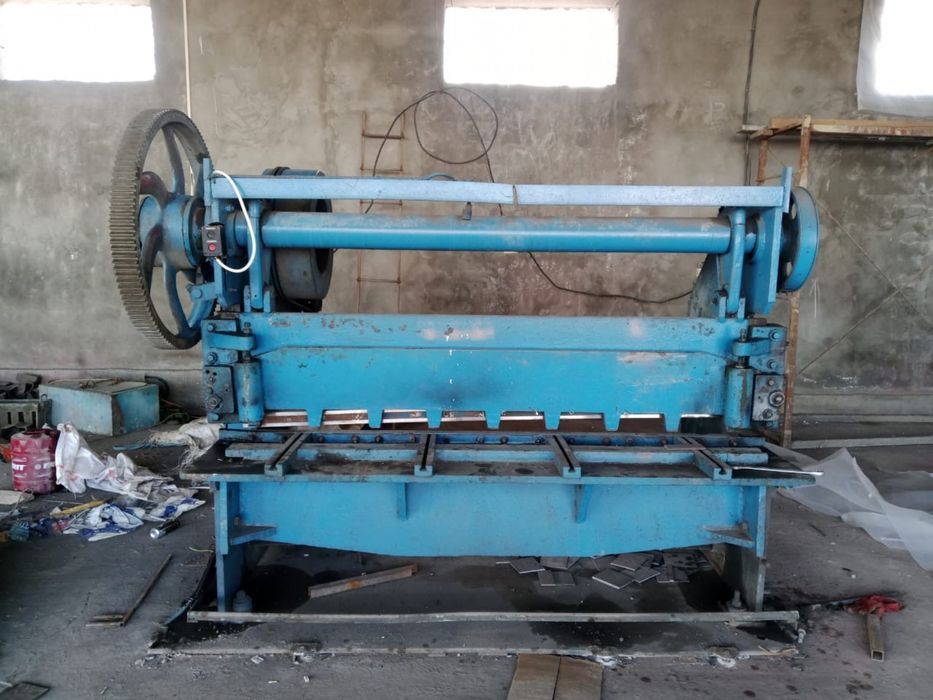 Станок резка листов для забор варота