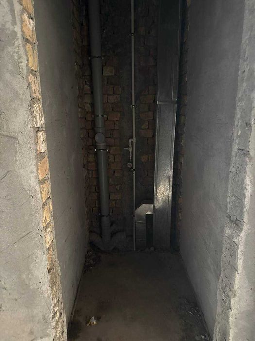 Dom 3 xonali srochna sotiladi