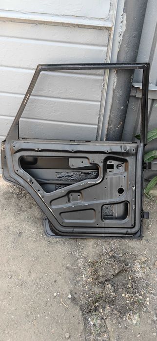 Дверь задняя левая 2109, 2115 продается