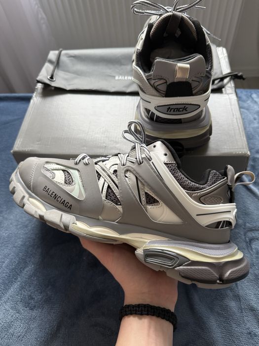 Balenciaga Track Gray // Premium // 2026