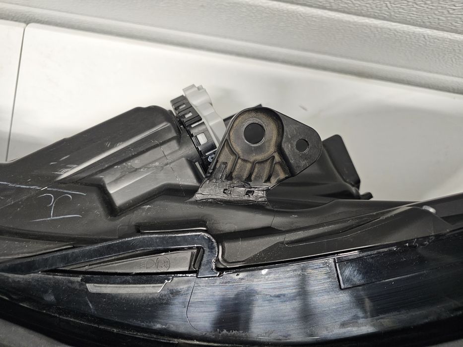 Far stanga Led Toyota Highlander XU70