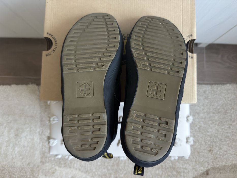 Дамски кецове Dr. Martens, р-р 39