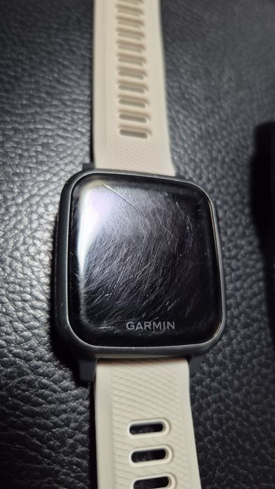 Garmin venu sq gps smartwatch