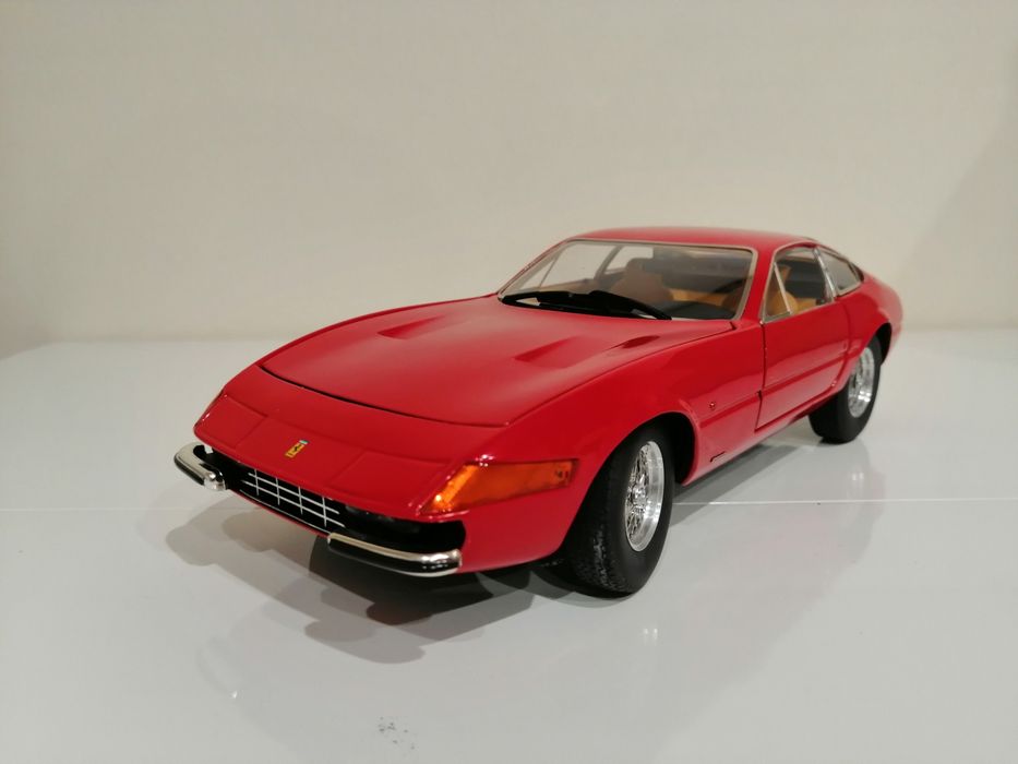 Ferrari Daytona 365 GTB4, HotWheels Elite 1:18