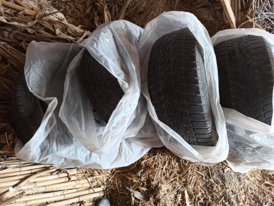 Комплект 4 броя зимни гуми* DUNLOP*