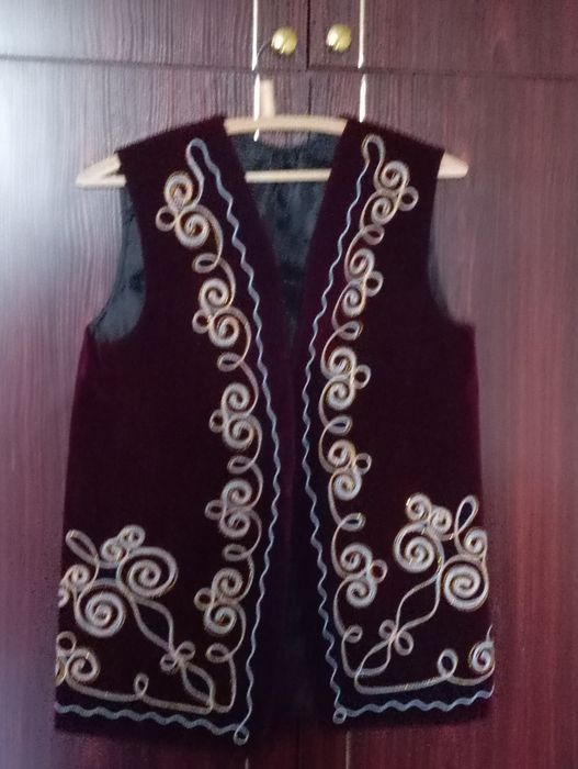 Комзолдар сатылады.