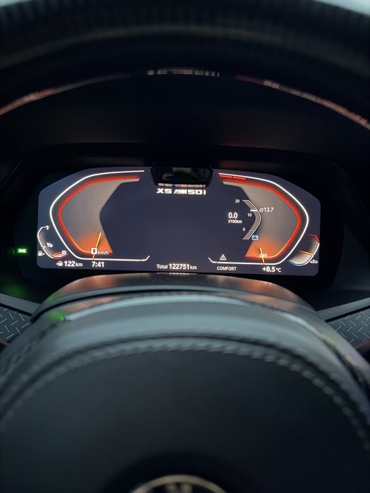 BMW X5 50i performarce