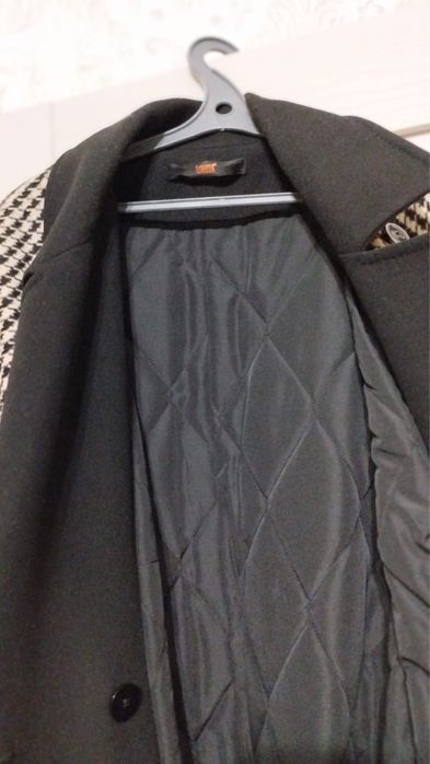 Продам фирменное пальто