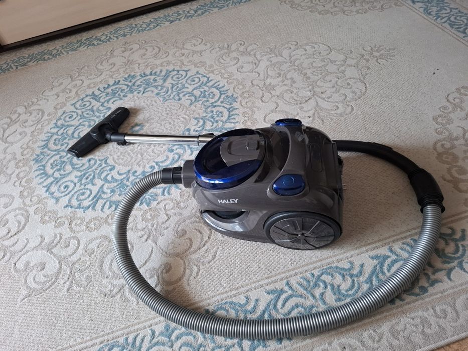 Продам Пылесос Haley HY-1502