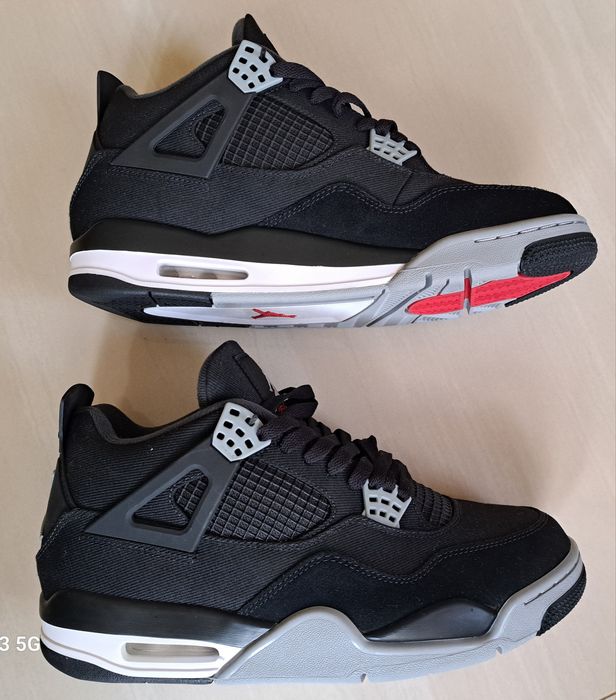AIR JORDAN 4 Black Canvas