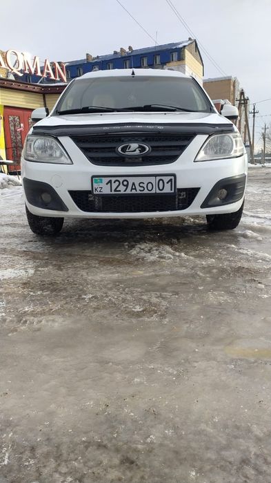 Продам машину ЛАРГУС 16 КЛАПАНА