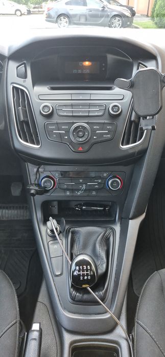 FORD Focus 2015 — imagine 4
