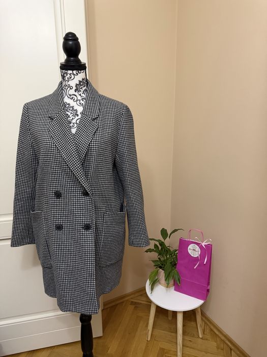 Palton nou zara marimea M