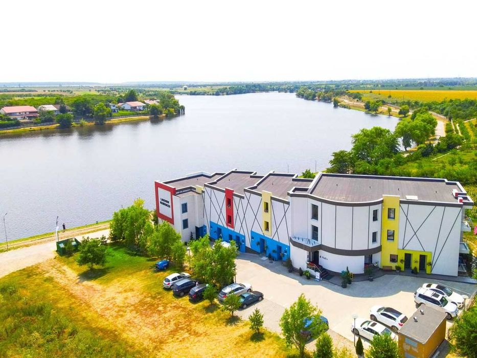 Lakeview Snagov – Garsonieră cu Terasă, Investiție cu Chirie Garantată