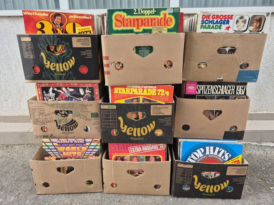 Vând Lot 200LP Discuri Vinil colectie muzica usoara mixta