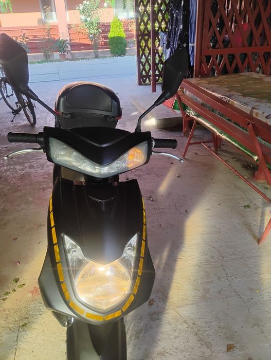 Vând scuter ztech electric sau schimb cu atv