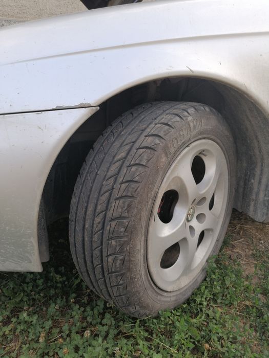 Алфа ромео 156 на части