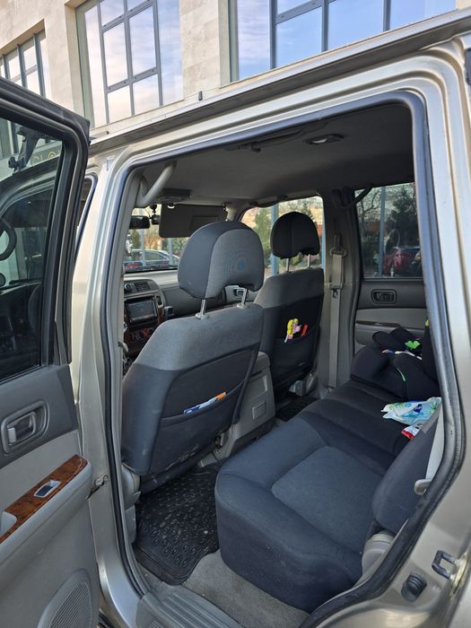 Nissan Patrol Y61 Autoutilitara 3.0 fara rugina