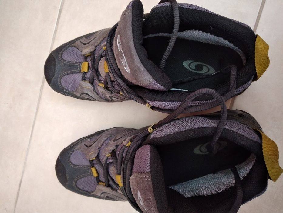 Боти Salomon Gore-Tex номер 42