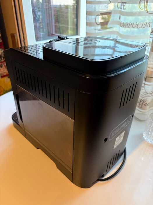 Vand Delonghi Magnifica Evo