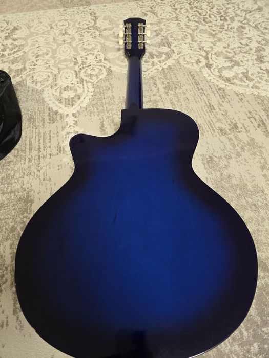 Продам новую гитару