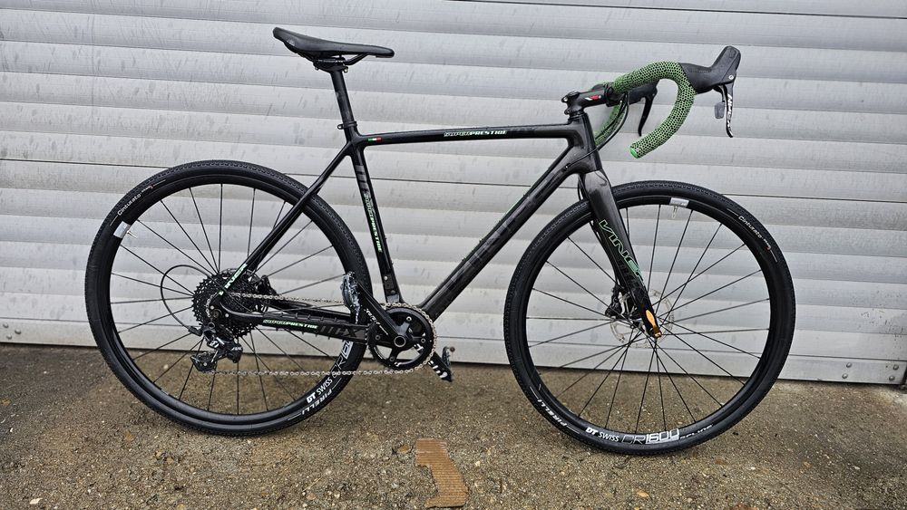 Карбонов гравел 28"