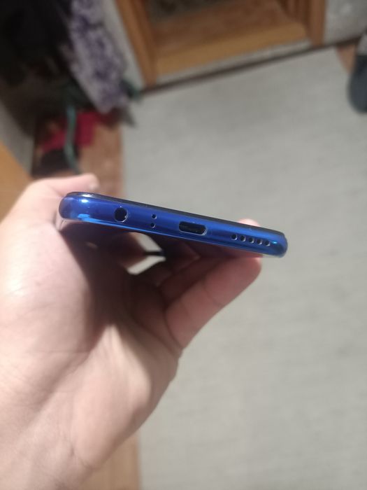 Продам Redmi Note 8