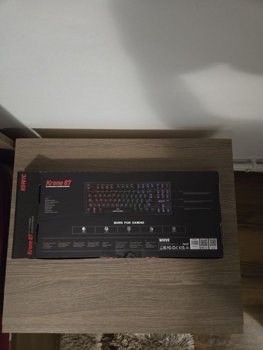 Vând tastatura Marvo Krone K87
