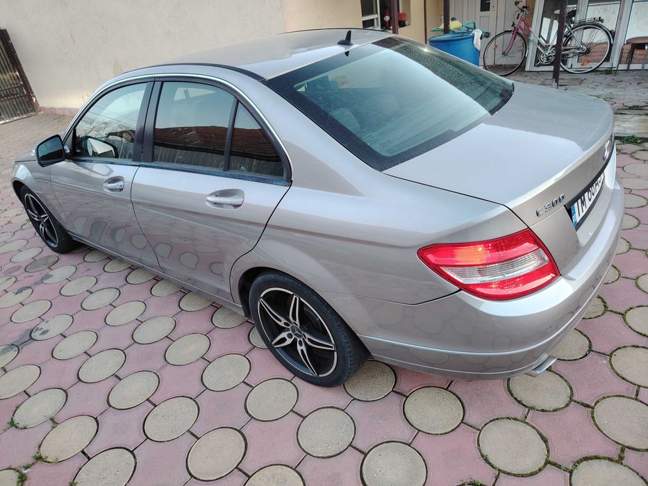 Mercedes Benz C300 i