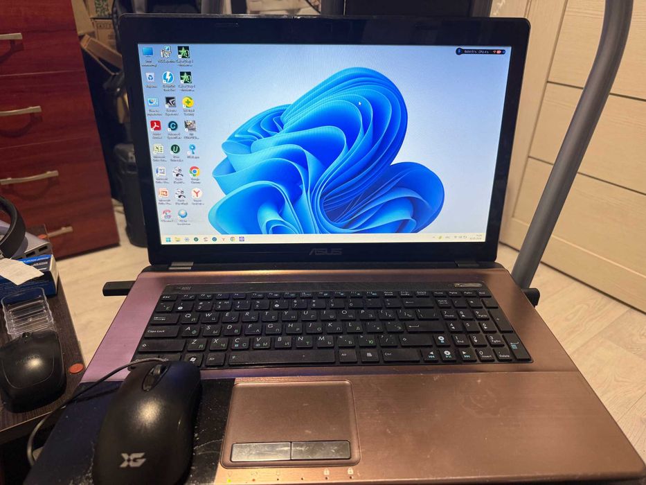 Продаю ноутбук ASUS