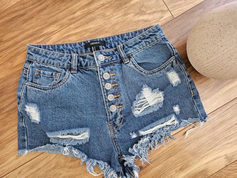 Дънкови панталонки с висока талия