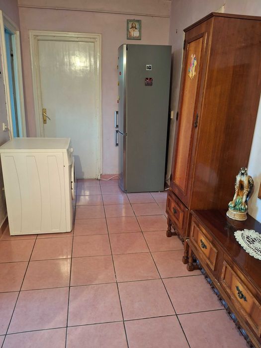 Apartament 3 camere decomandat, ultracentral – Municipiul Lupeni, judet Hunedoara