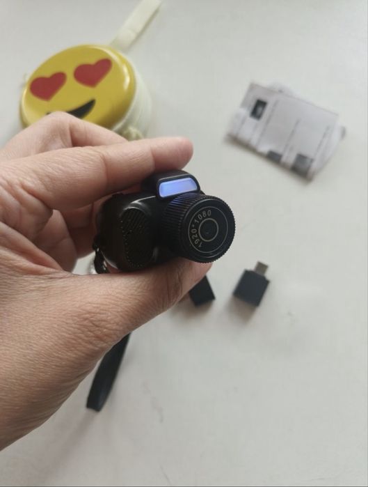 Продам небольшой шпионский фотоаппарат
