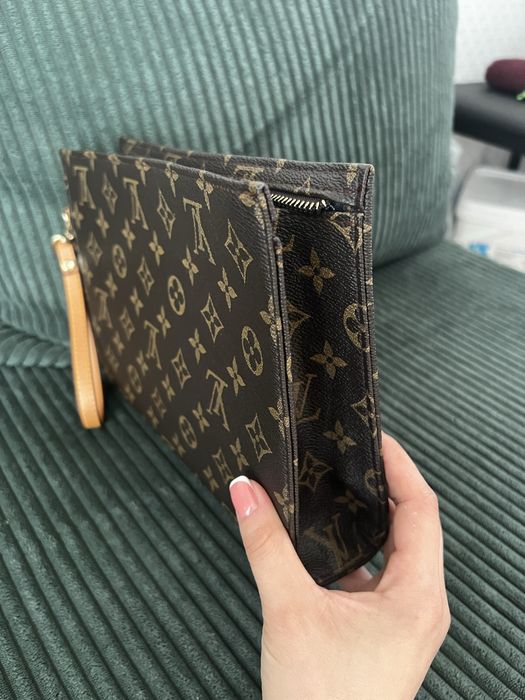 Дамски клъч Louis Vuitton