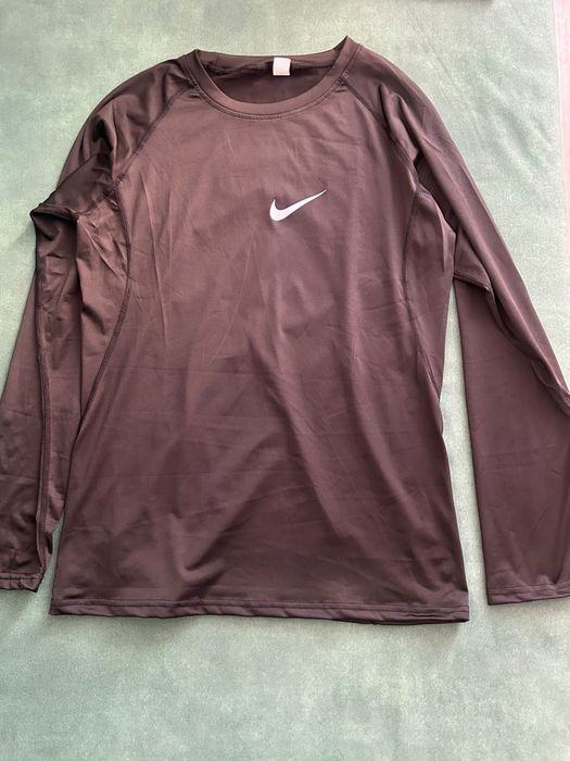 Рашгард nike цена: 6000 тг