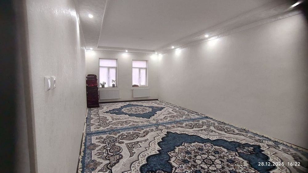 Ховли Уй сотилади