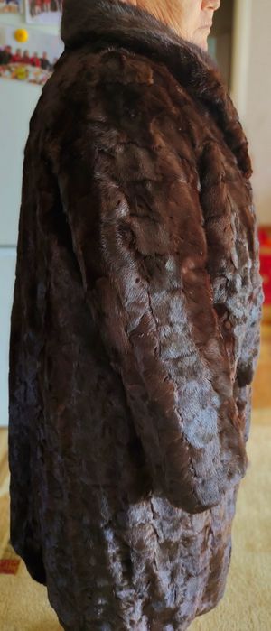 Продам шубу срочно