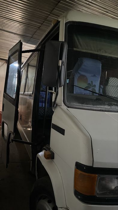 Продам Mersedes benz 609 D